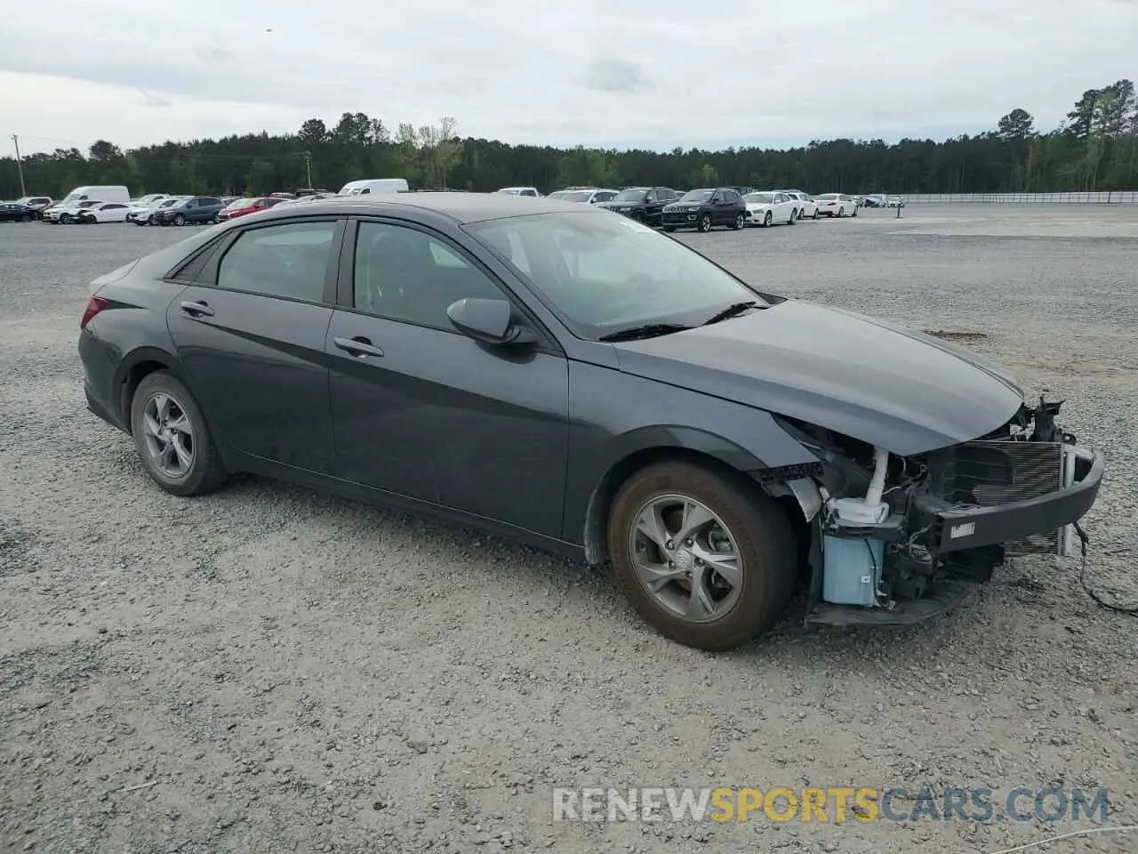 4 Photograph of a damaged car 5NPLL4AG4MH015746 HYUNDAI ELANTRA 2021