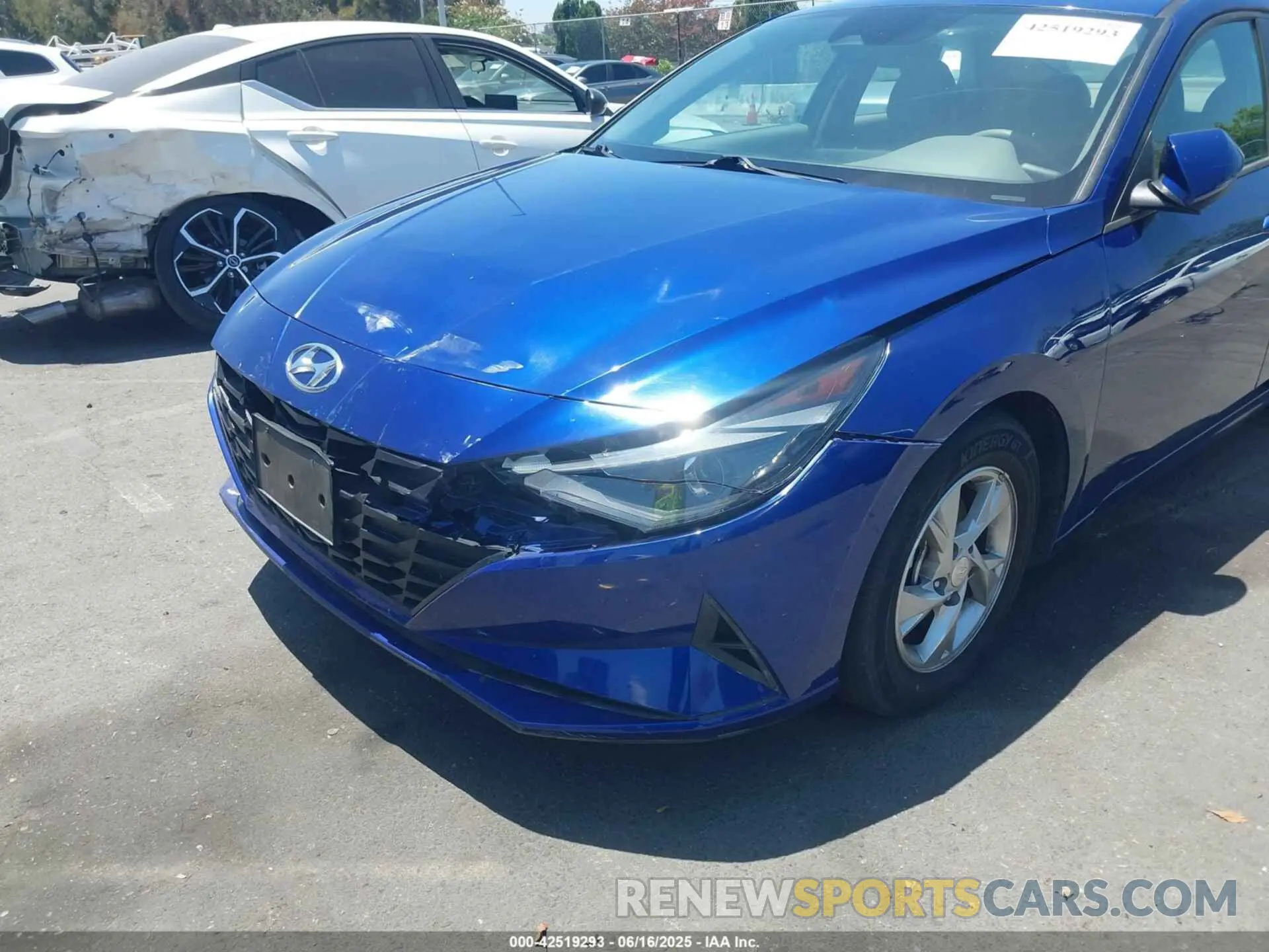 18 Photograph of a damaged car 5NPLL4AG4MH037374 HYUNDAI ELANTRA 2021