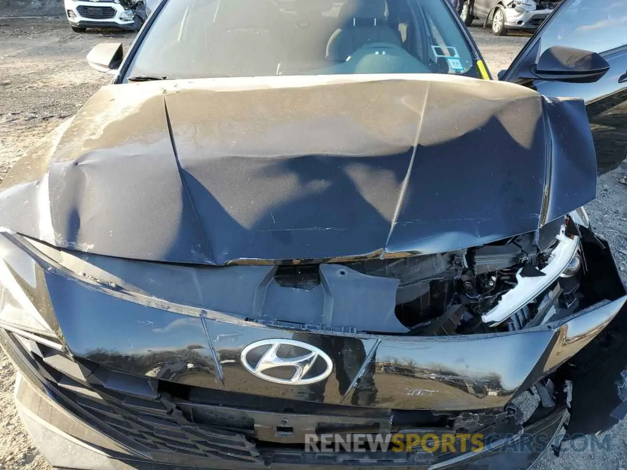 11 Photograph of a damaged car 5NPLL4AG5MH017635 HYUNDAI ELANTRA 2021