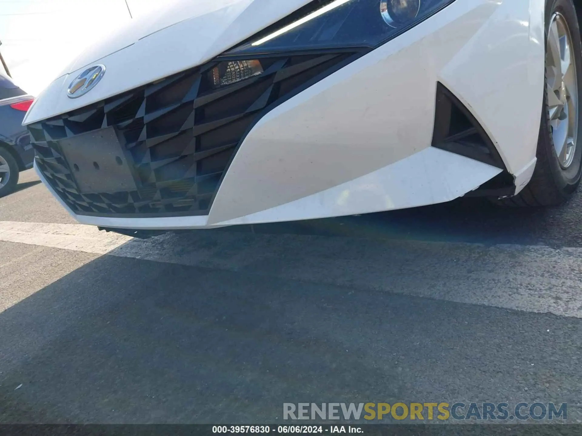 17 Photograph of a damaged car 5NPLL4AG6MH014727 HYUNDAI ELANTRA 2021