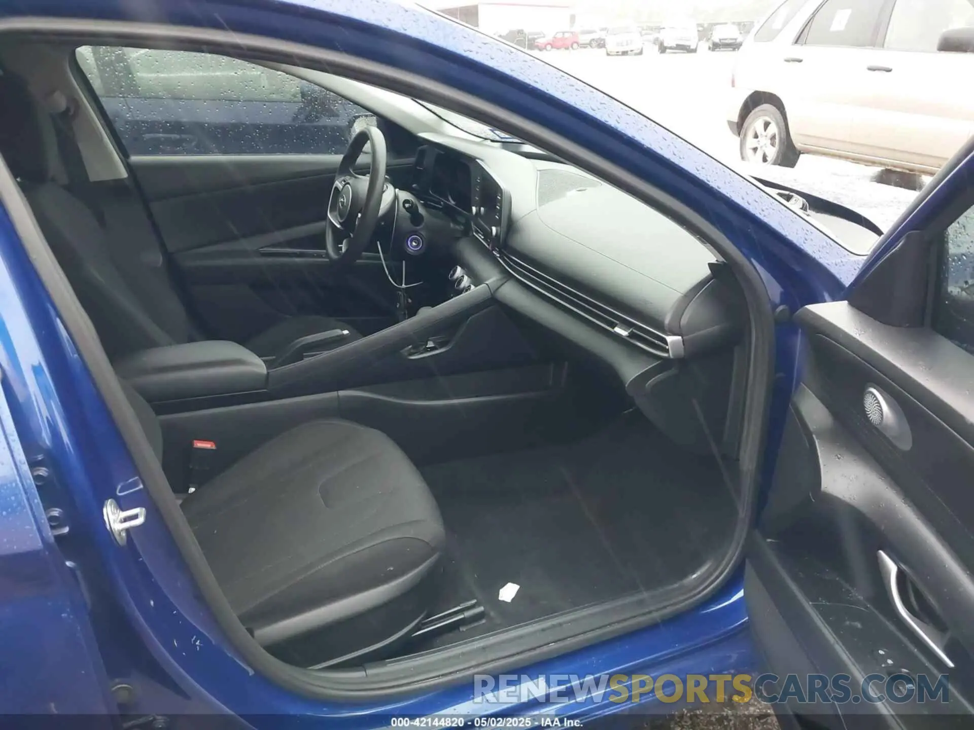 5 Photograph of a damaged car 5NPLL4AG7MH049194 HYUNDAI ELANTRA 2021