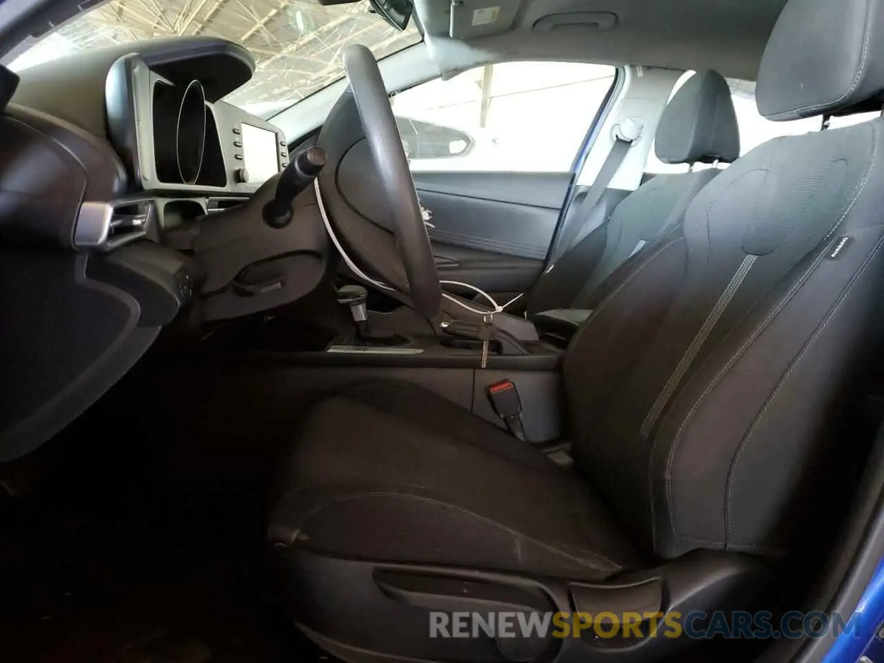 7 Photograph of a damaged car 5NPLL4AG7MH049857 HYUNDAI ELANTRA 2021