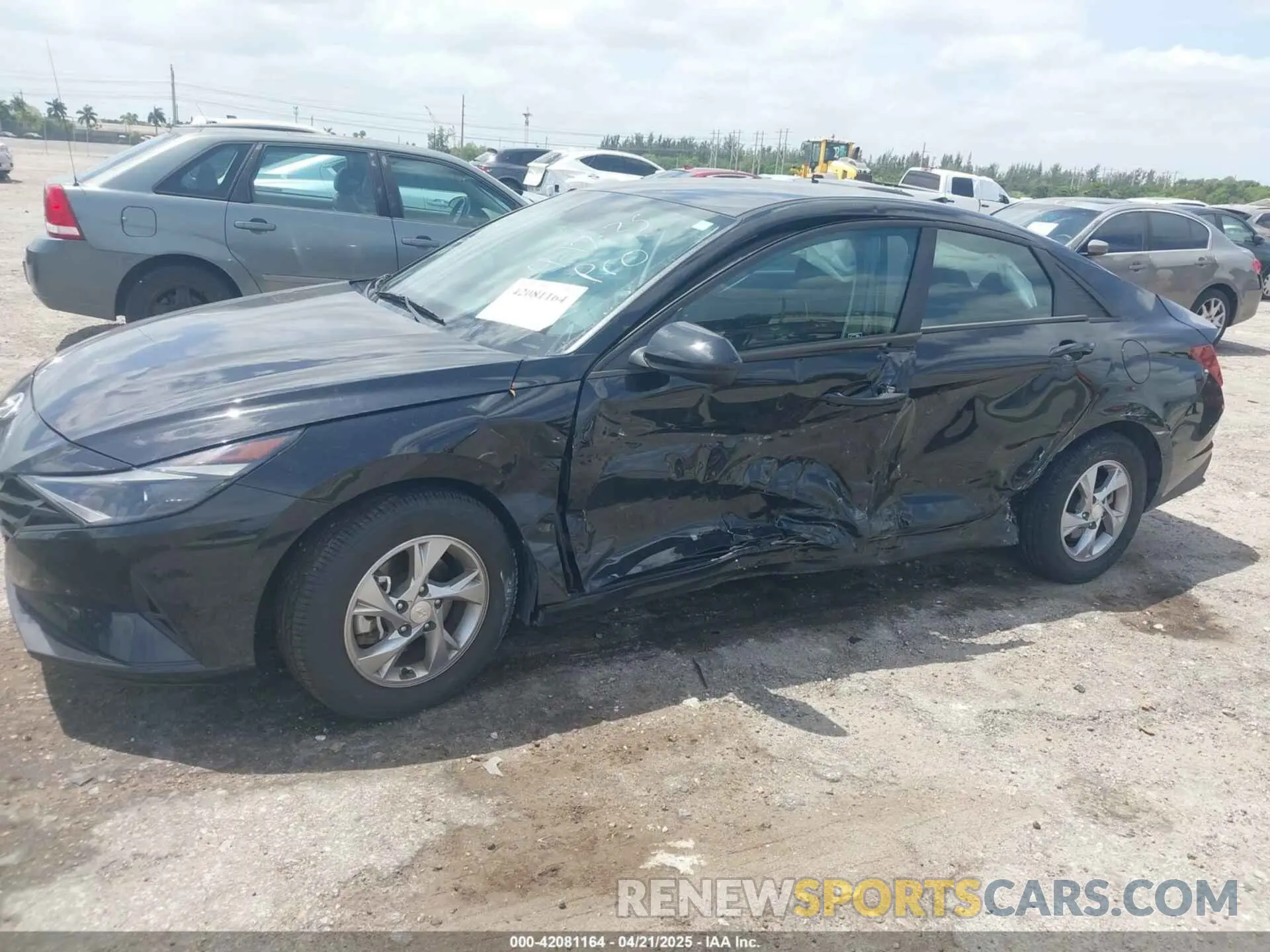 6 Photograph of a damaged car 5NPLL4AG8MH037152 HYUNDAI ELANTRA 2021