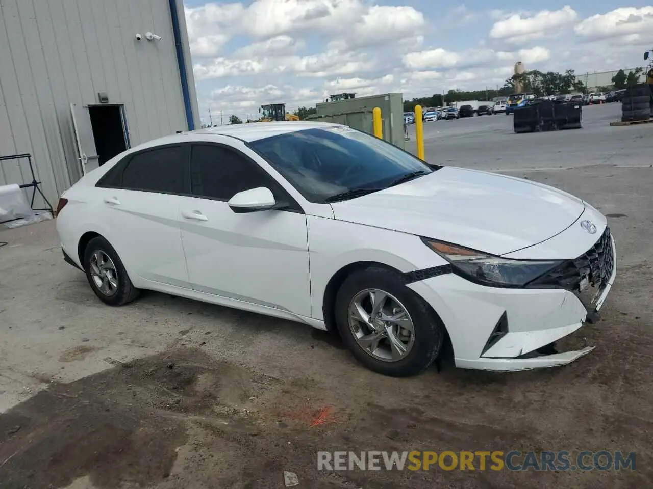 4 Photograph of a damaged car 5NPLL4AG8MH039287 HYUNDAI ELANTRA 2021