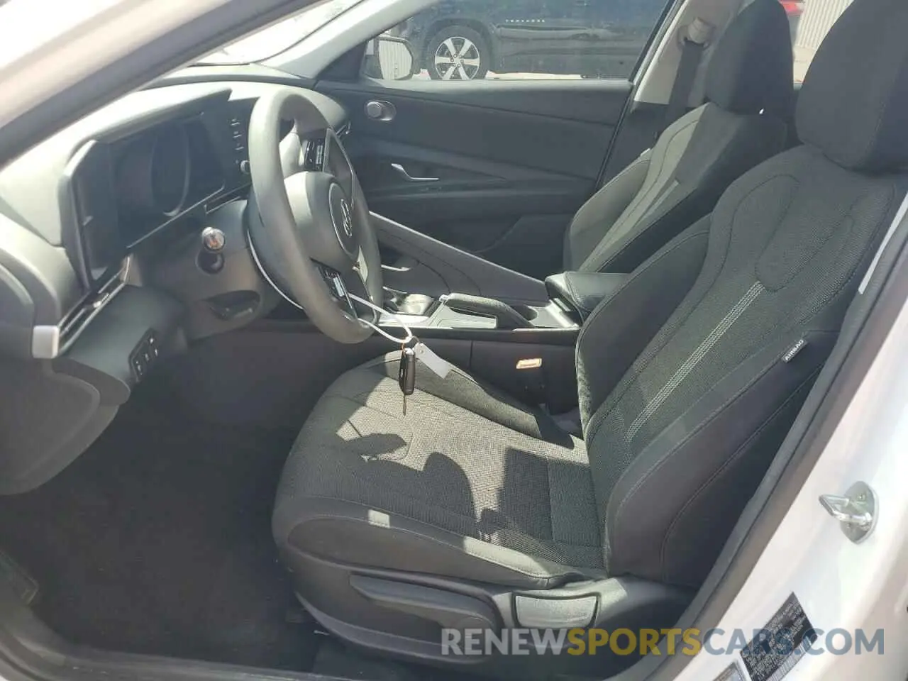 7 Photograph of a damaged car 5NPLL4AG8MH039287 HYUNDAI ELANTRA 2021