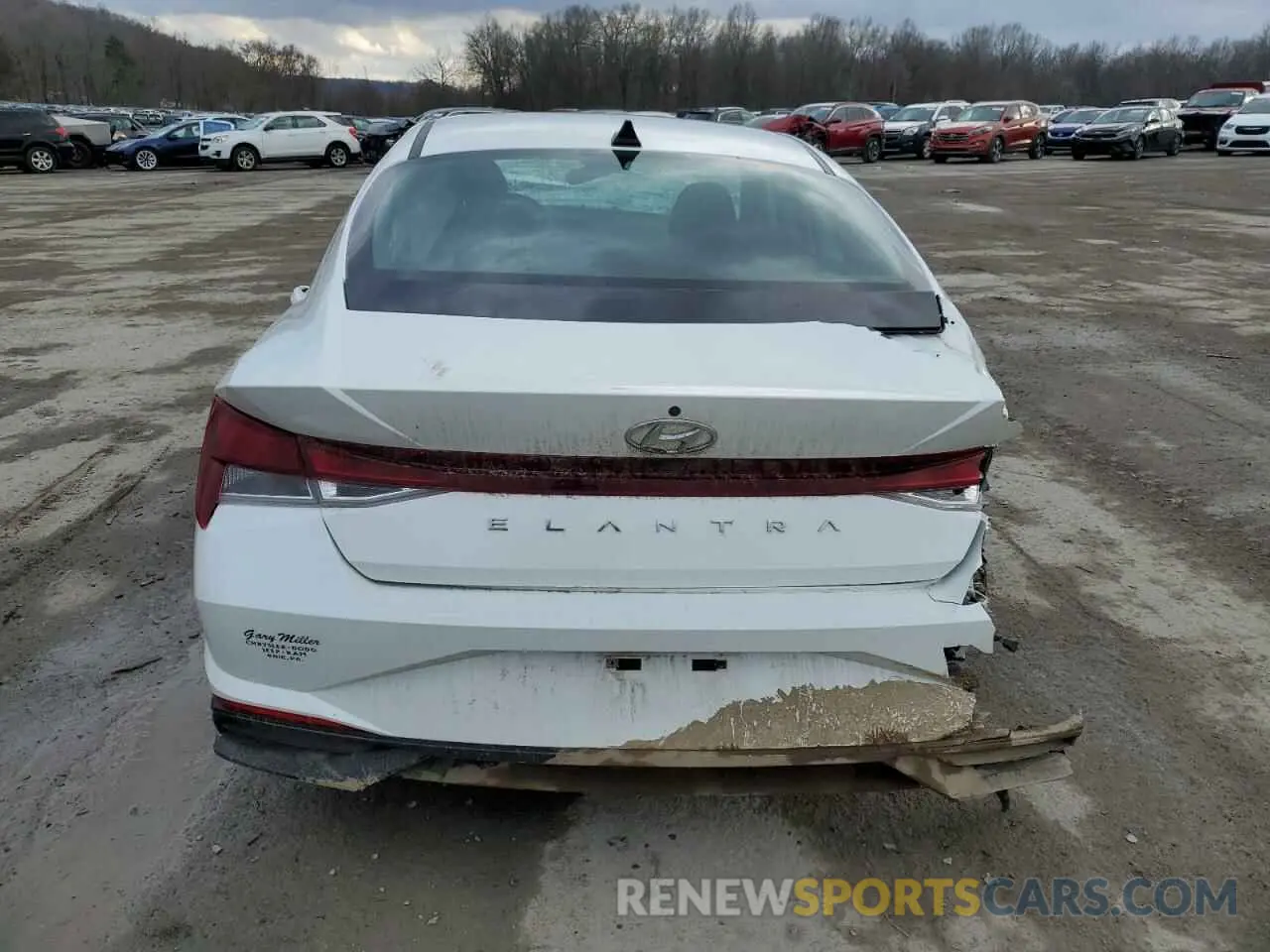 6 Photograph of a damaged car 5NPLL4AG8MH045865 HYUNDAI ELANTRA 2021