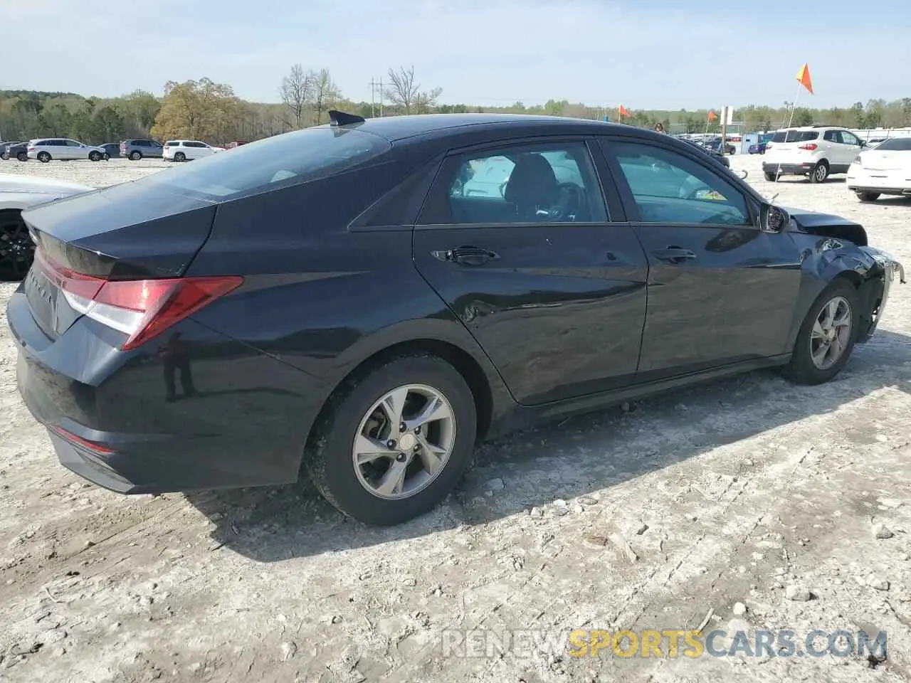 3 Photograph of a damaged car 5NPLL4AG8MH052895 HYUNDAI ELANTRA 2021