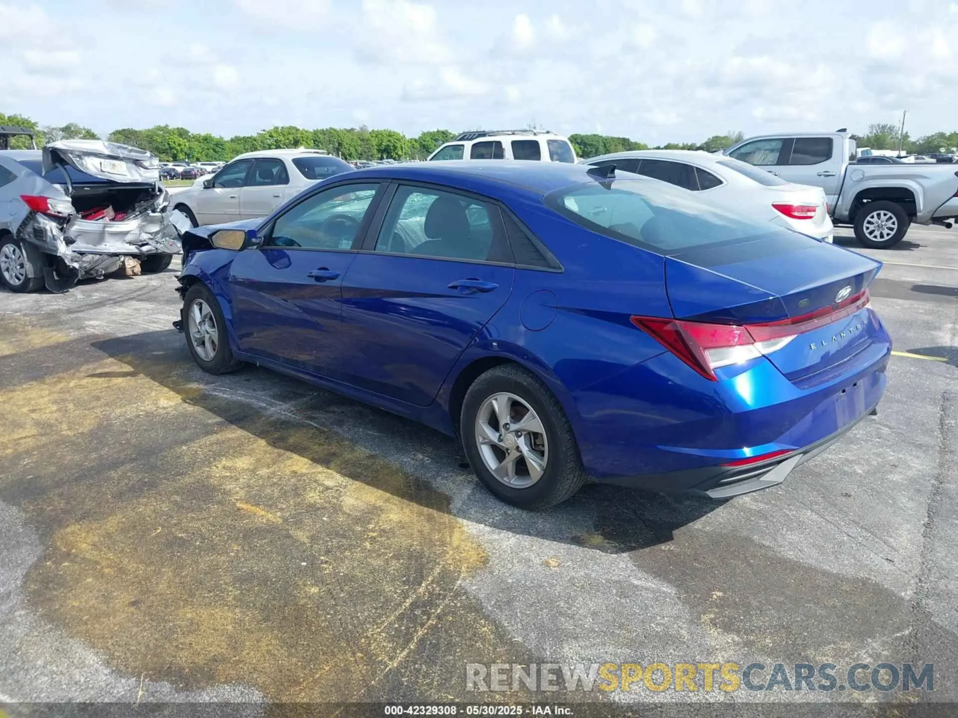 3 Photograph of a damaged car 5NPLL4AG9MH028766 HYUNDAI ELANTRA 2021