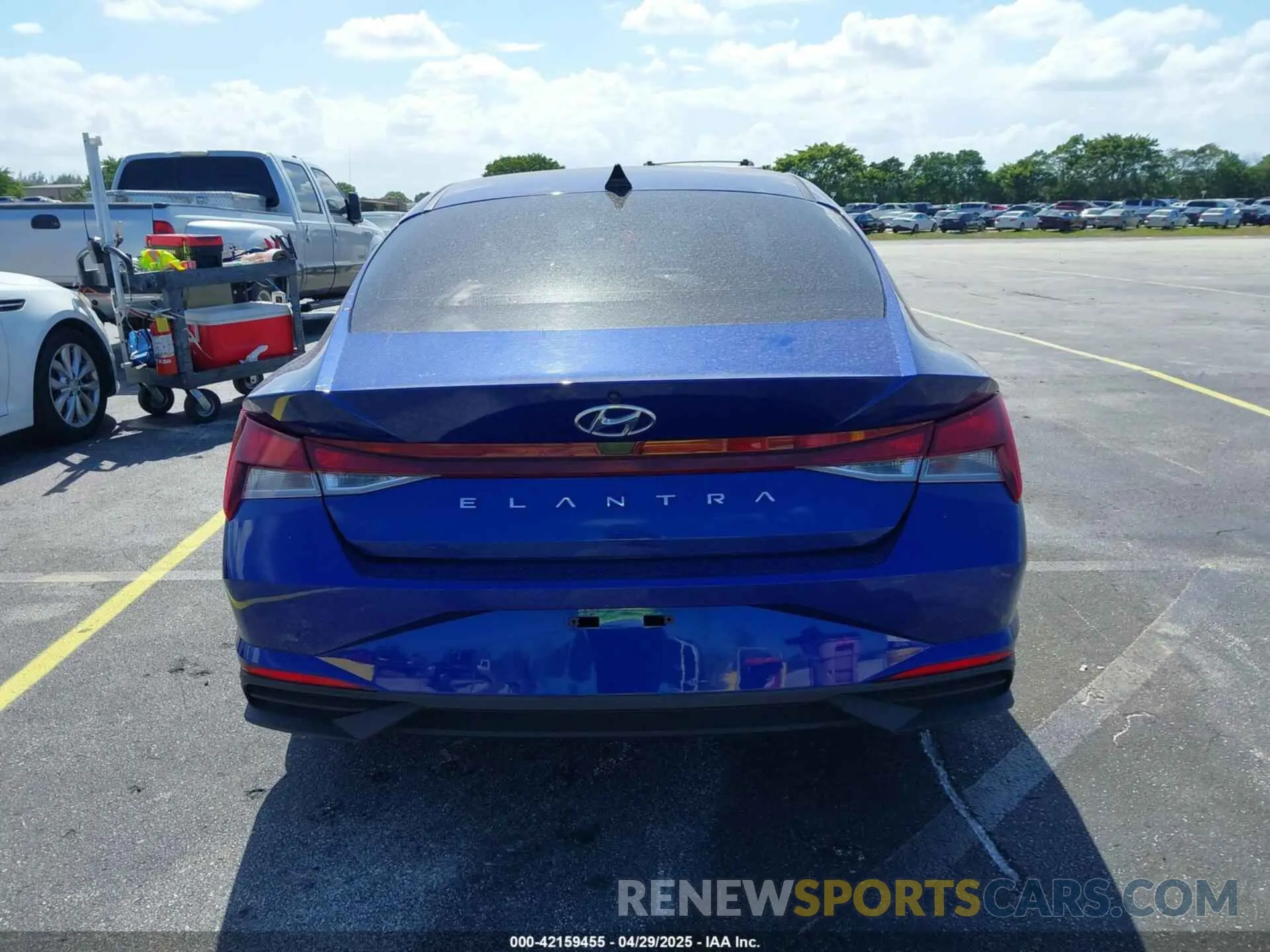 16 Photograph of a damaged car 5NPLL4AG9MH035488 HYUNDAI ELANTRA 2021