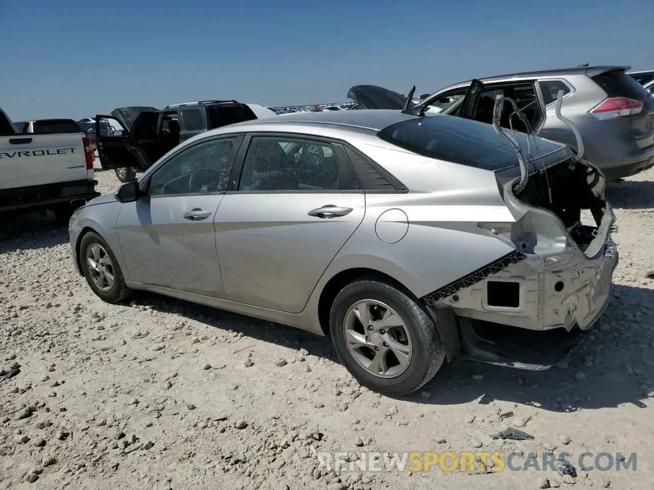 2 Photograph of a damaged car 5NPLL4AG9MH036138 HYUNDAI ELANTRA 2021