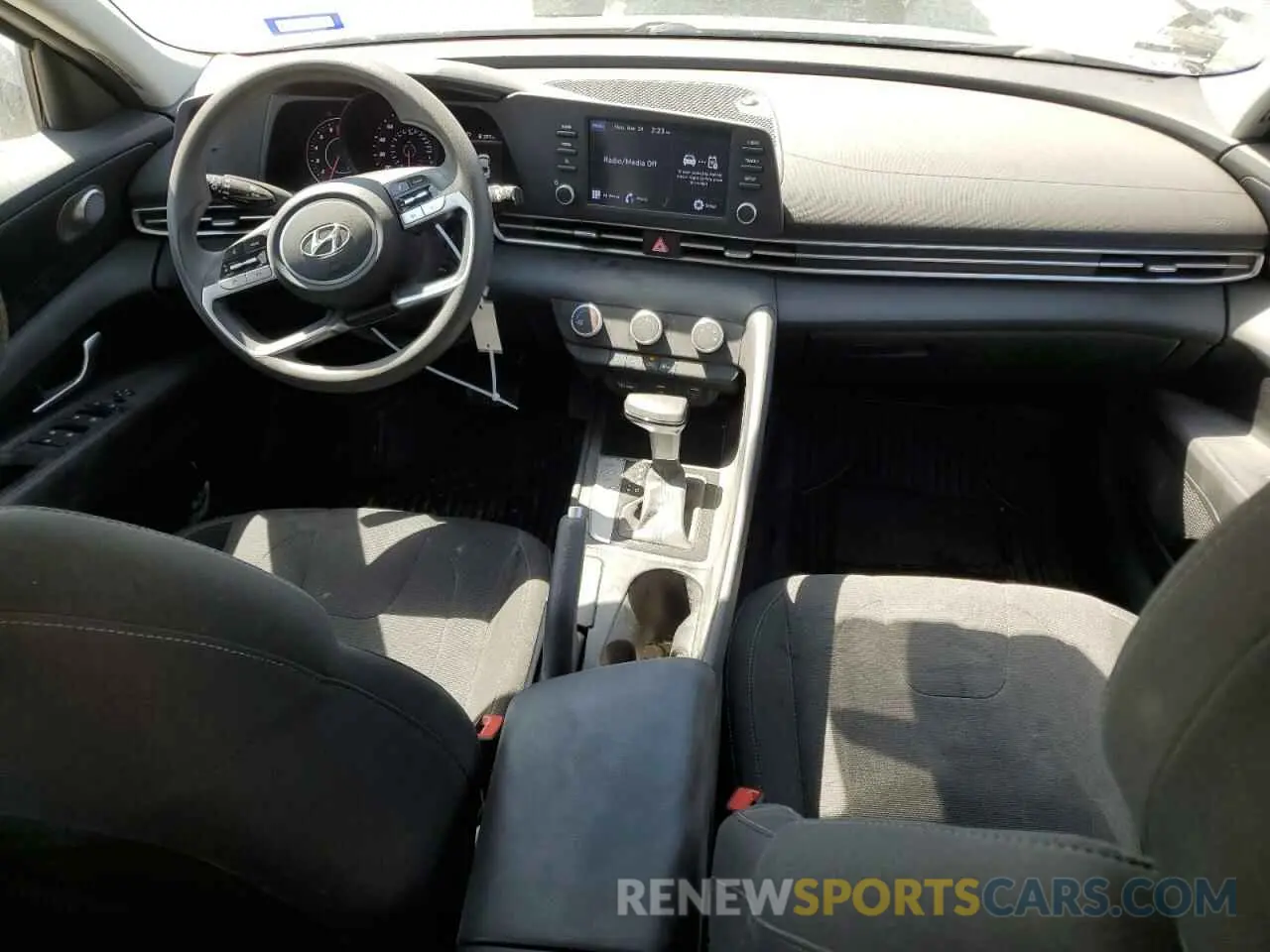 8 Photograph of a damaged car 5NPLL4AG9MH036138 HYUNDAI ELANTRA 2021