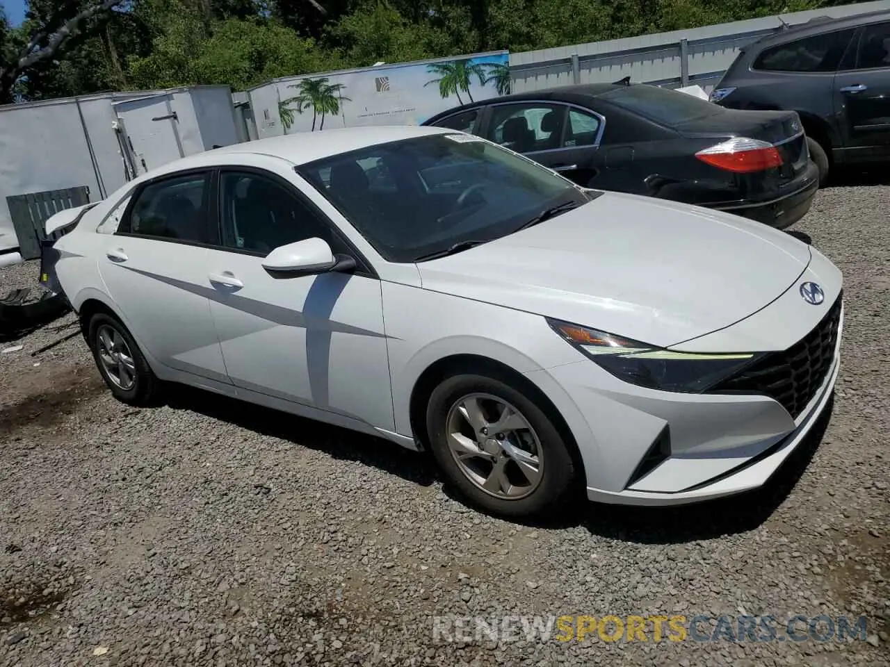 4 Photograph of a damaged car 5NPLL4AGXMH014651 HYUNDAI ELANTRA 2021