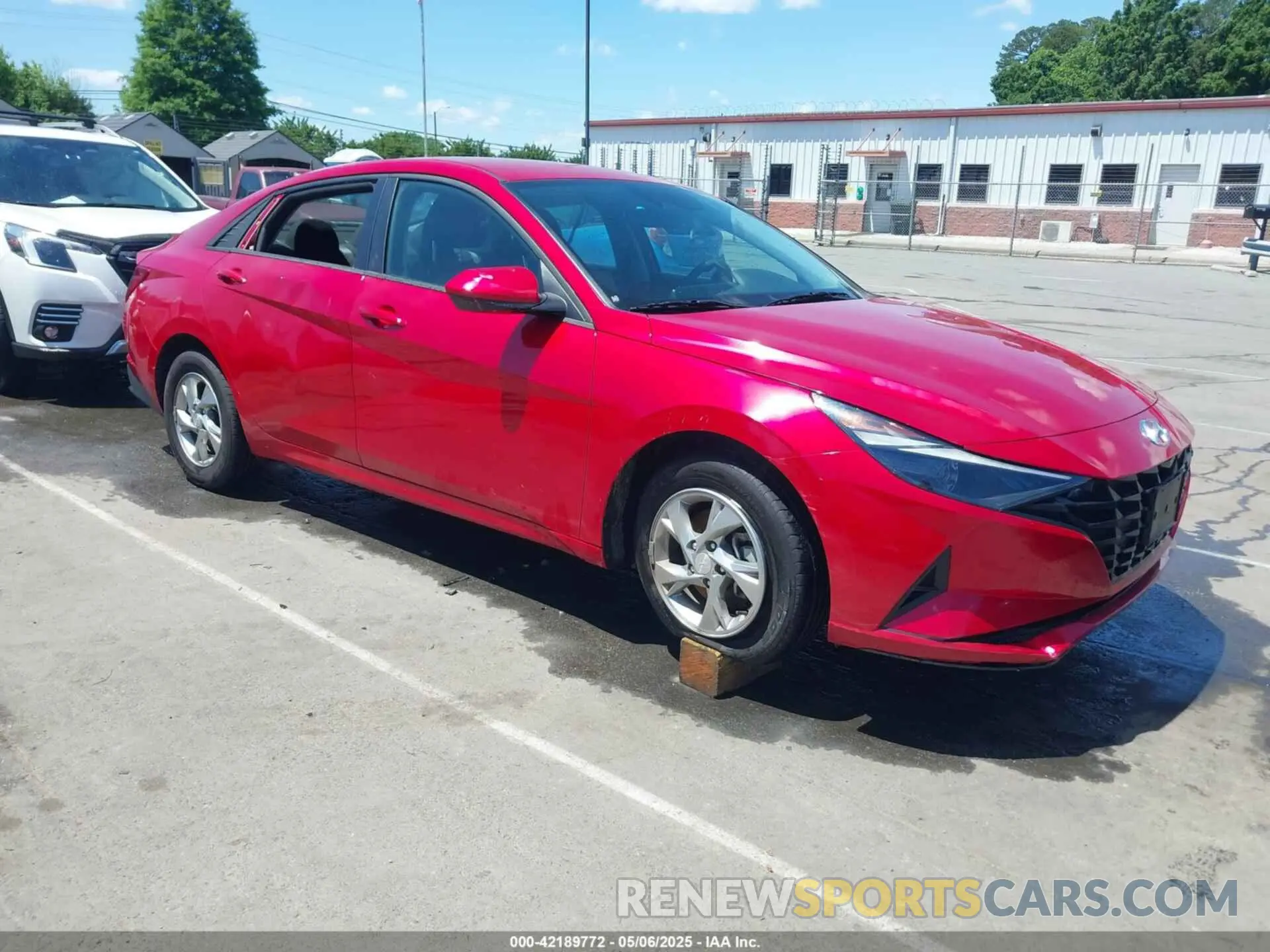1 Photograph of a damaged car 5NPLL4AGXMH041834 HYUNDAI ELANTRA 2021