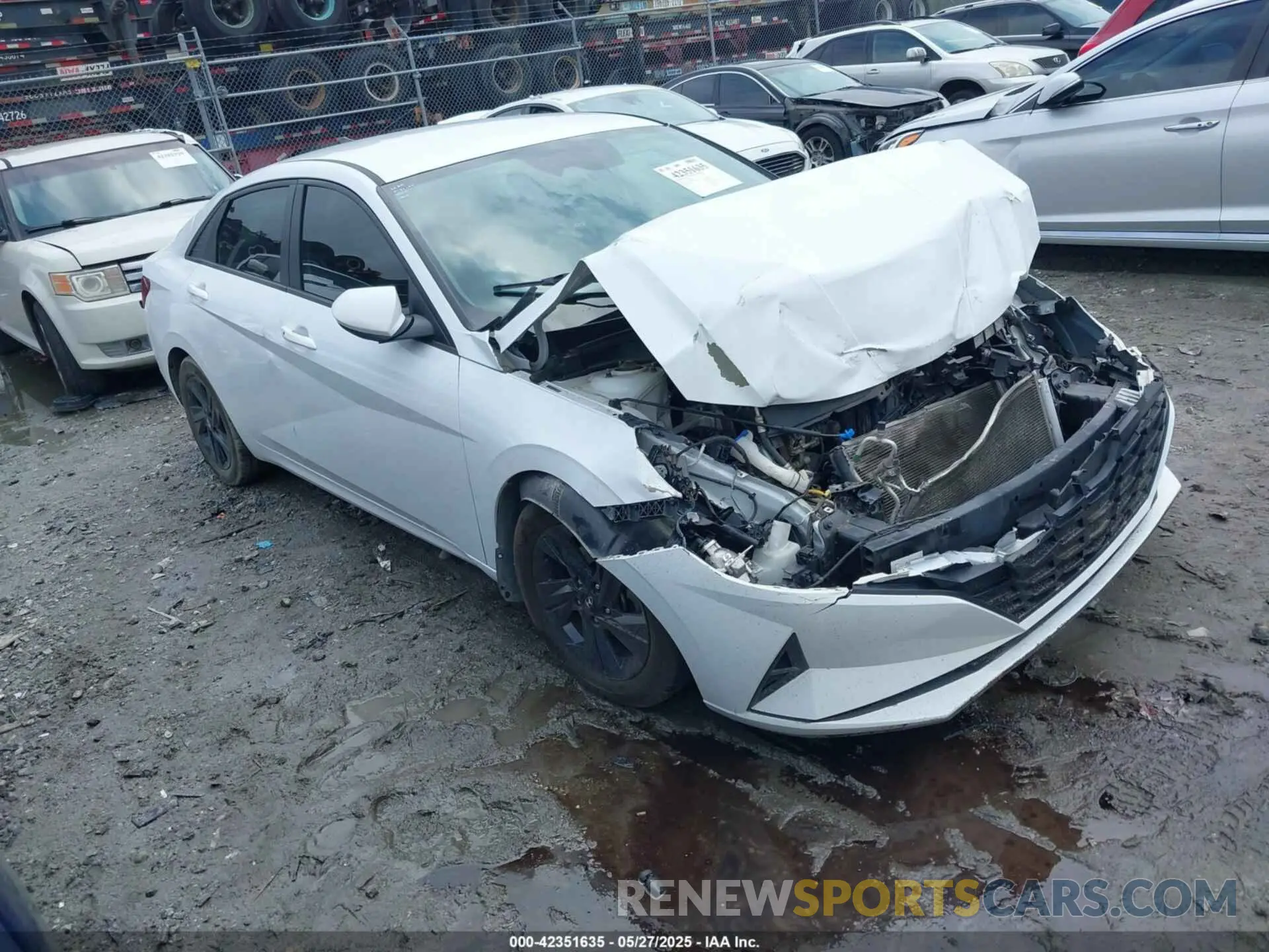 1 Photograph of a damaged car 5NPLM4AG0MH030841 HYUNDAI ELANTRA 2021