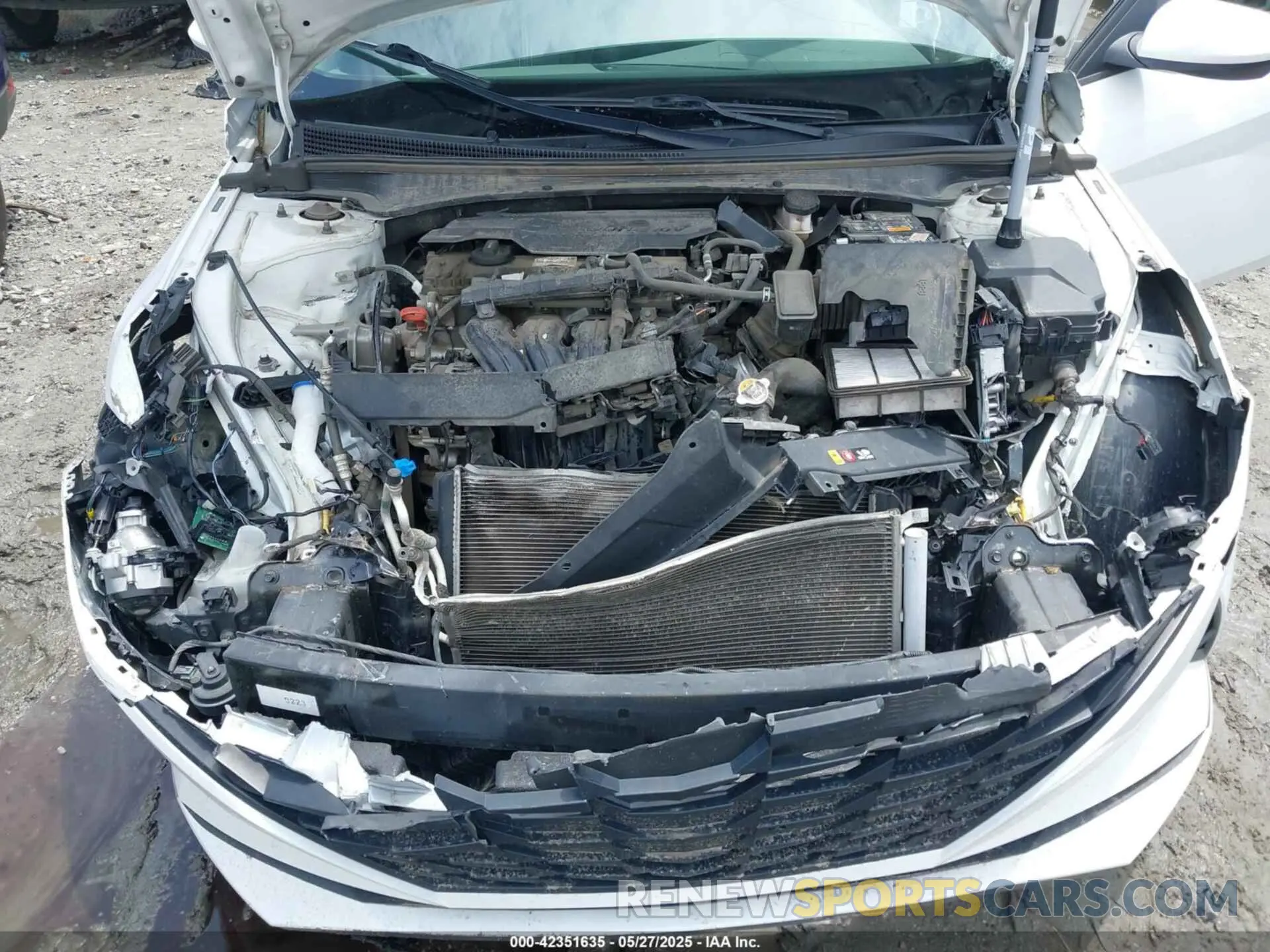 10 Photograph of a damaged car 5NPLM4AG0MH030841 HYUNDAI ELANTRA 2021