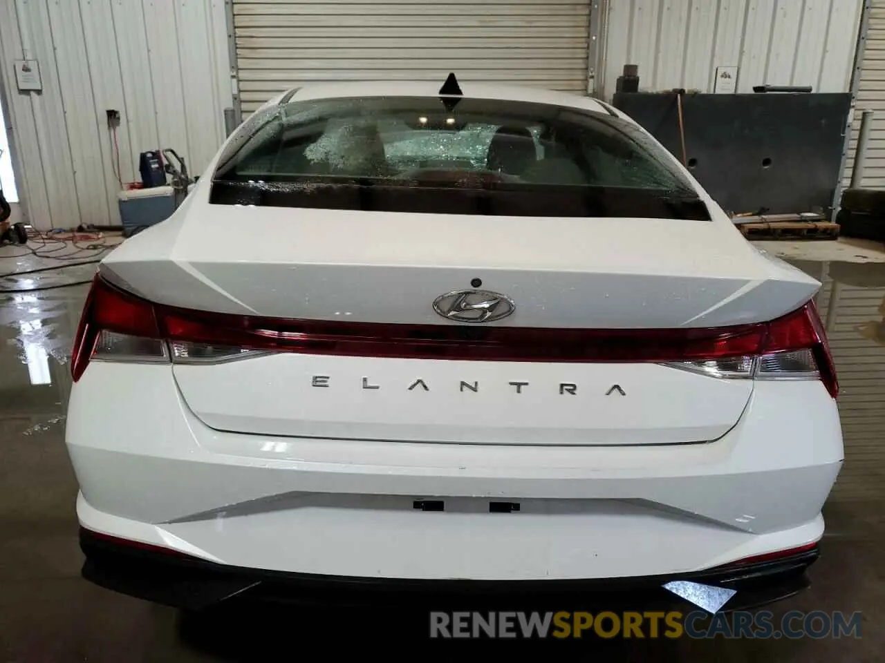6 Photograph of a damaged car 5NPLM4AG0MH051298 HYUNDAI ELANTRA 2021