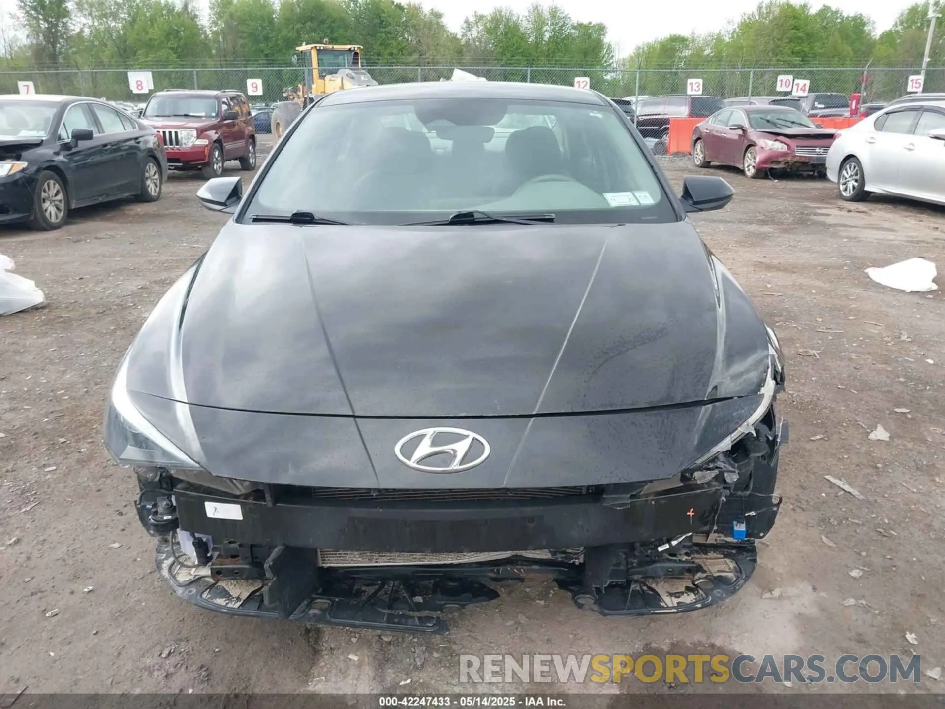 12 Photograph of a damaged car 5NPLM4AG1MH001123 HYUNDAI ELANTRA 2021