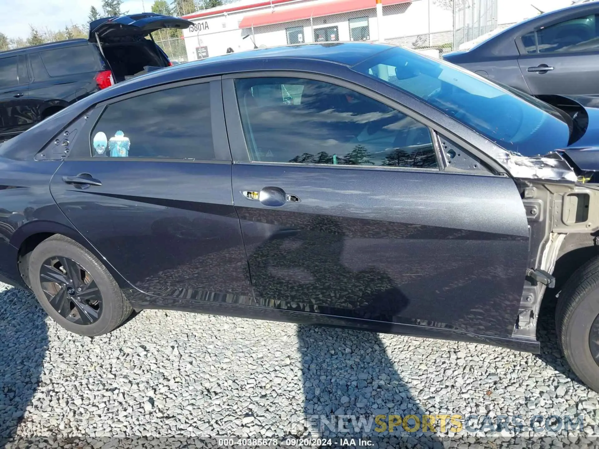 14 Photograph of a damaged car 5NPLM4AG1MH001252 HYUNDAI ELANTRA 2021