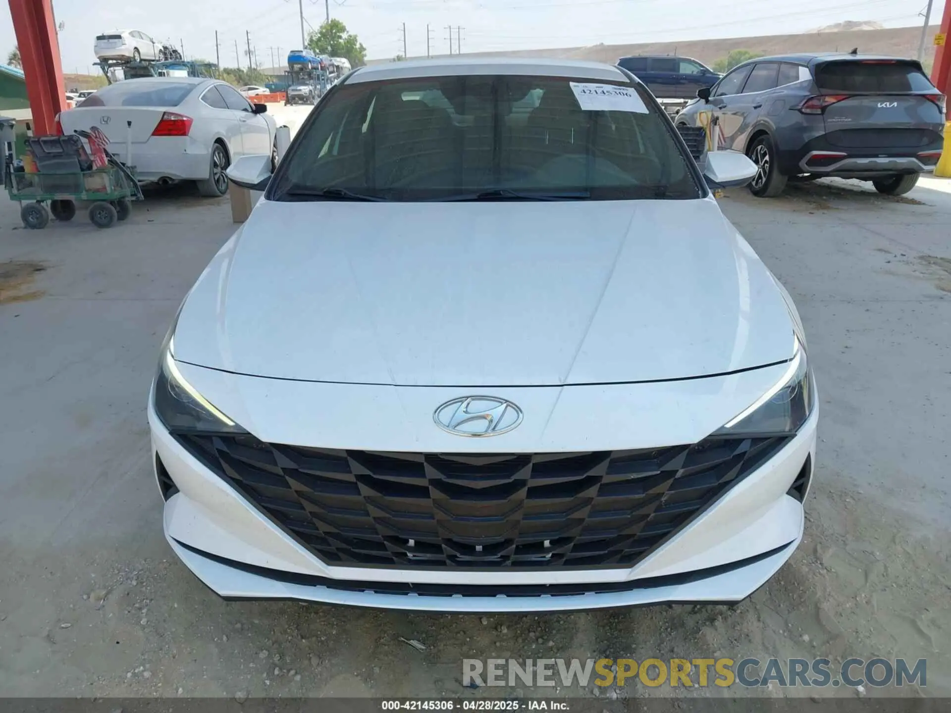 13 Photograph of a damaged car 5NPLM4AG1MH004328 HYUNDAI ELANTRA 2021