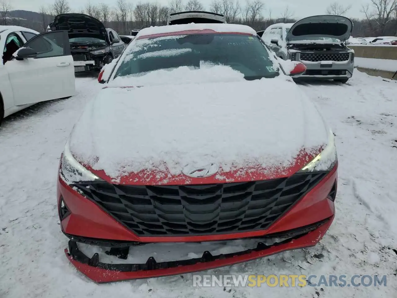 5 Photograph of a damaged car 5NPLM4AG1MH006418 HYUNDAI ELANTRA 2021