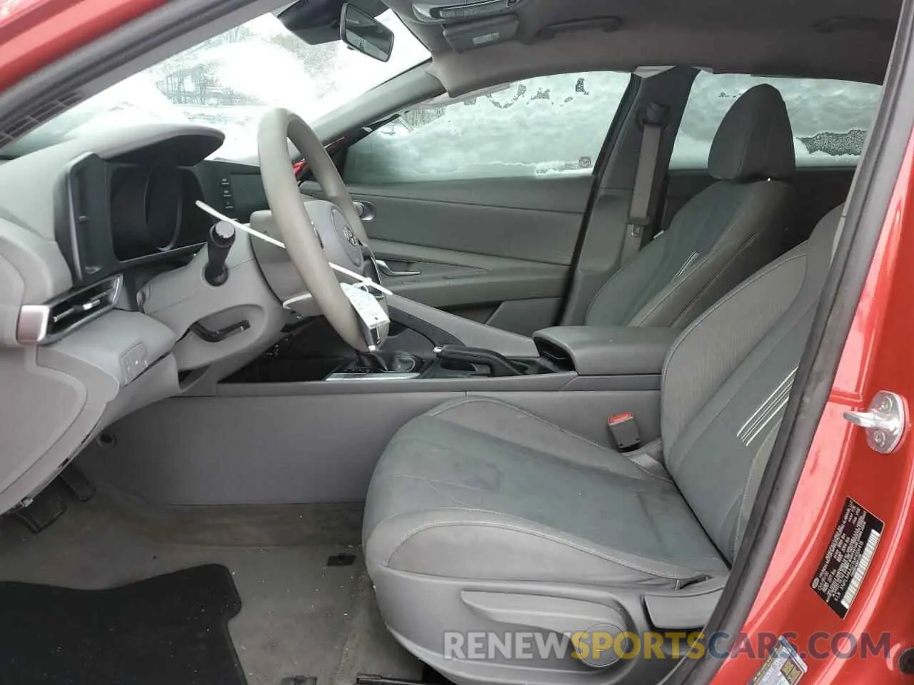 7 Photograph of a damaged car 5NPLM4AG1MH006418 HYUNDAI ELANTRA 2021