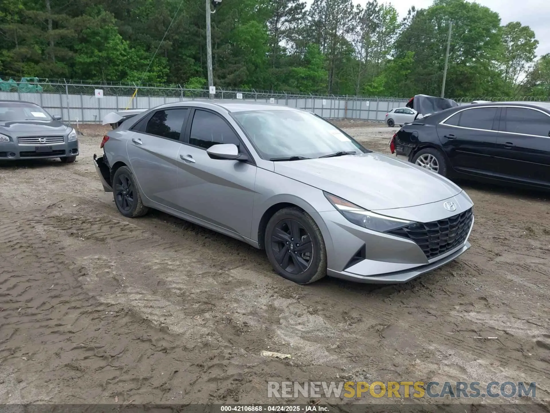 1 Photograph of a damaged car 5NPLM4AG1MH008475 HYUNDAI ELANTRA 2021
