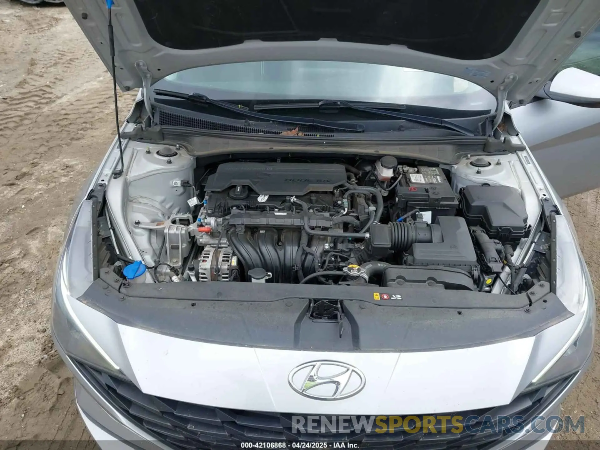 10 Photograph of a damaged car 5NPLM4AG1MH008475 HYUNDAI ELANTRA 2021