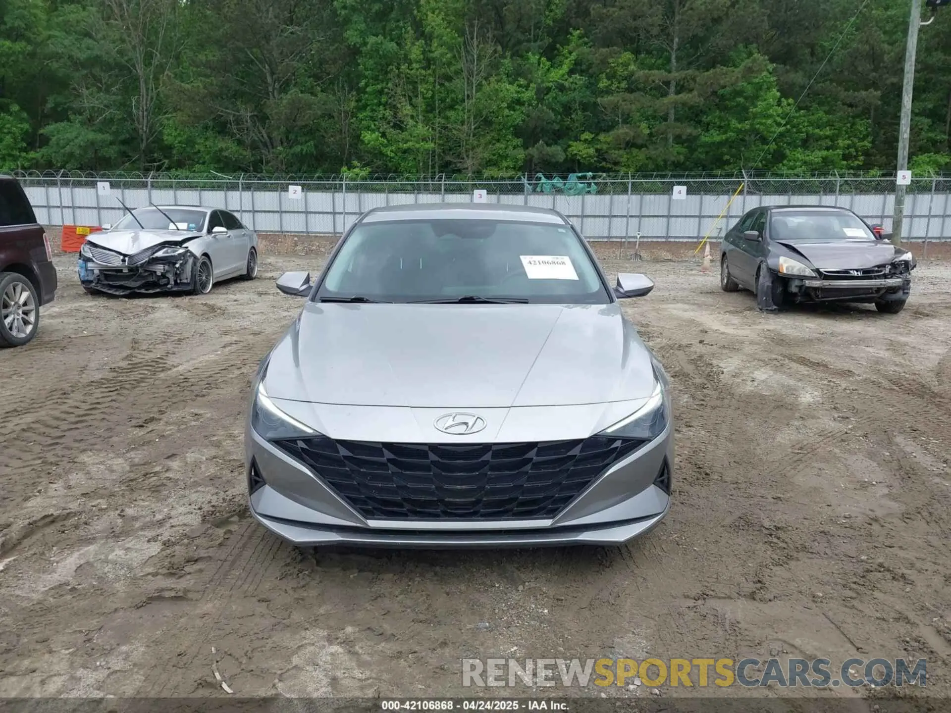 12 Photograph of a damaged car 5NPLM4AG1MH008475 HYUNDAI ELANTRA 2021