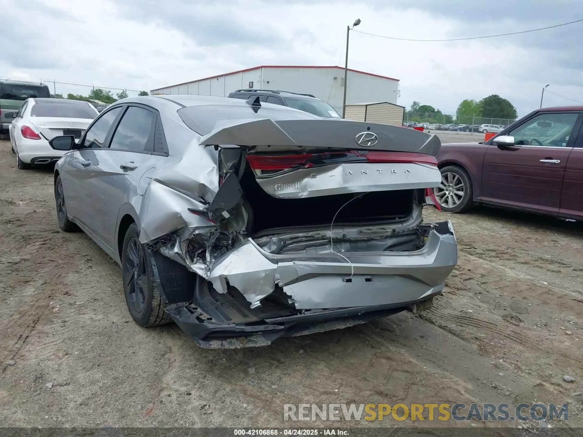 6 Photograph of a damaged car 5NPLM4AG1MH008475 HYUNDAI ELANTRA 2021