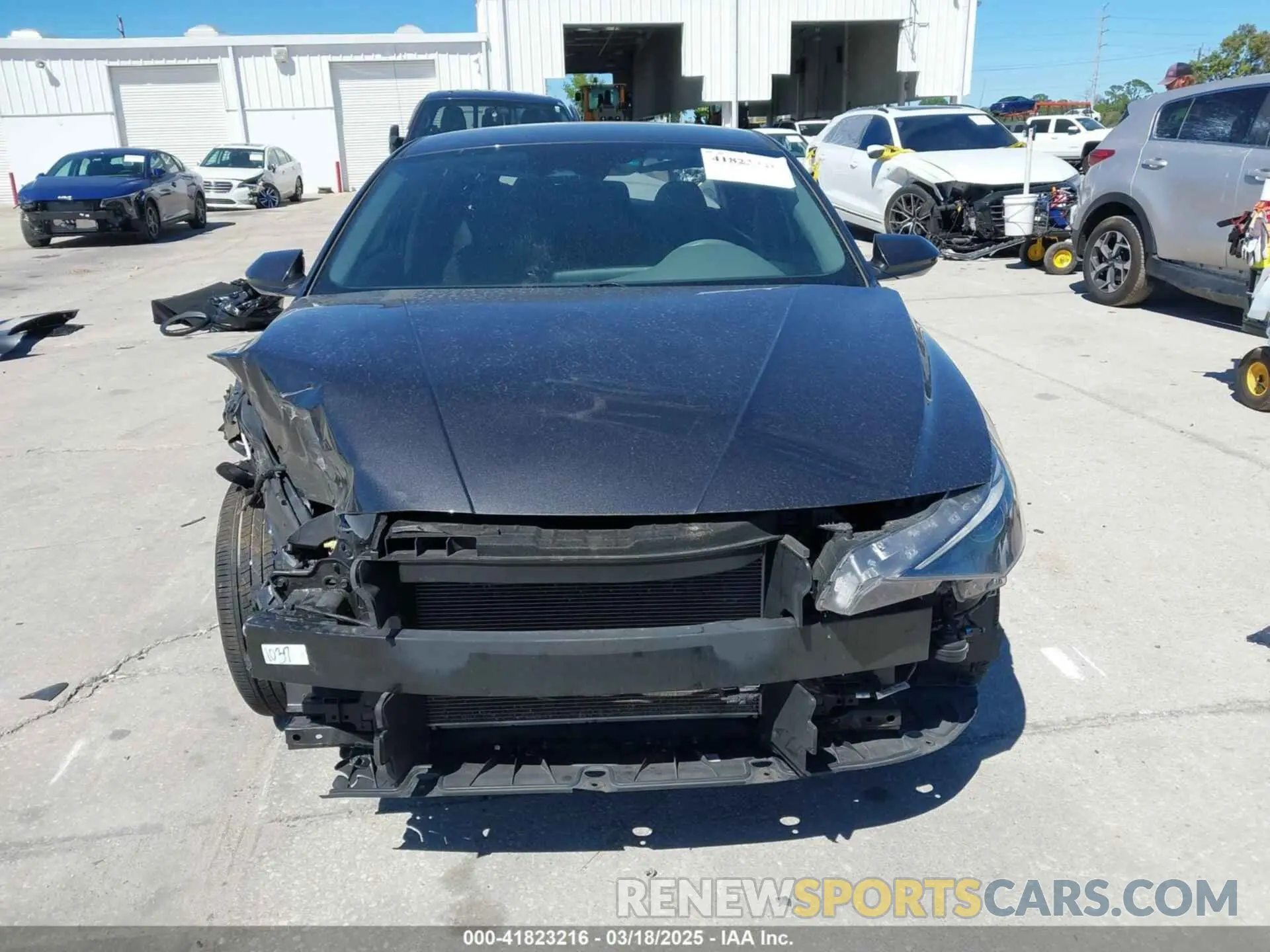 12 Photograph of a damaged car 5NPLM4AG1MH022084 HYUNDAI ELANTRA 2021