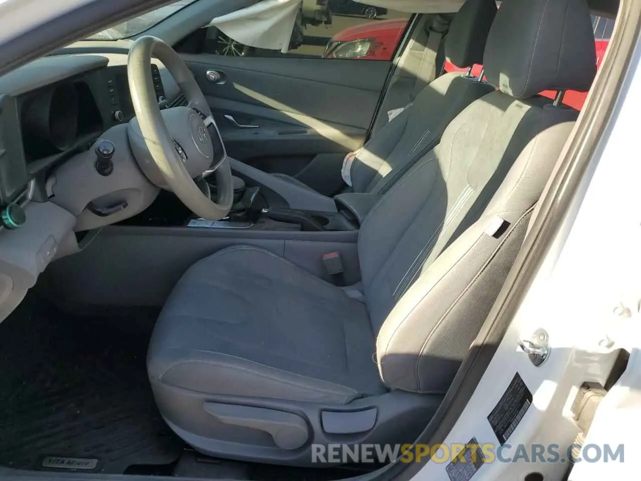 7 Photograph of a damaged car 5NPLM4AG1MH029763 HYUNDAI ELANTRA 2021