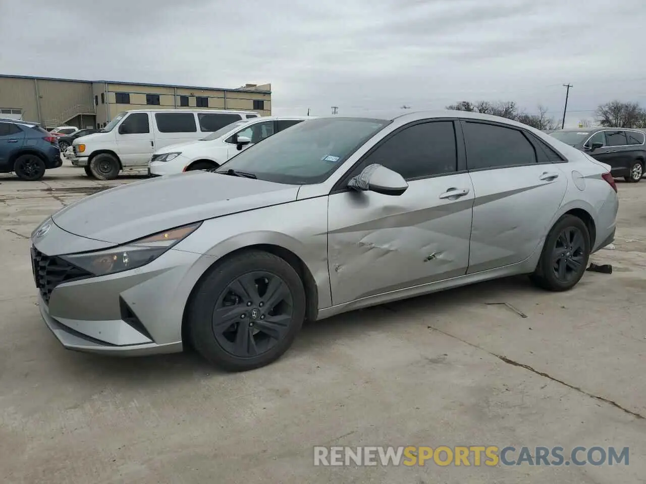 1 Photograph of a damaged car 5NPLM4AG2MH023034 HYUNDAI ELANTRA 2021