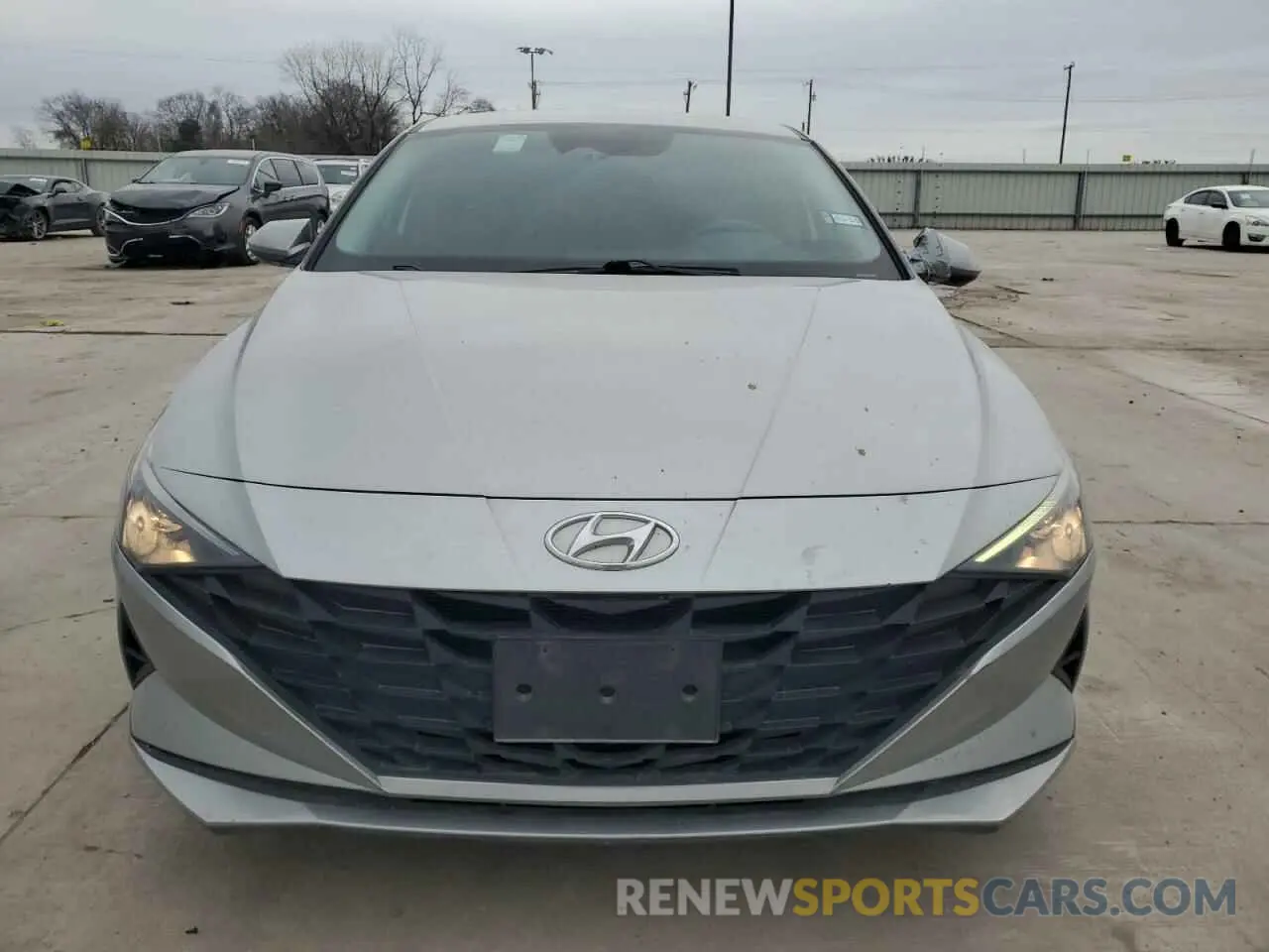 5 Photograph of a damaged car 5NPLM4AG2MH023034 HYUNDAI ELANTRA 2021