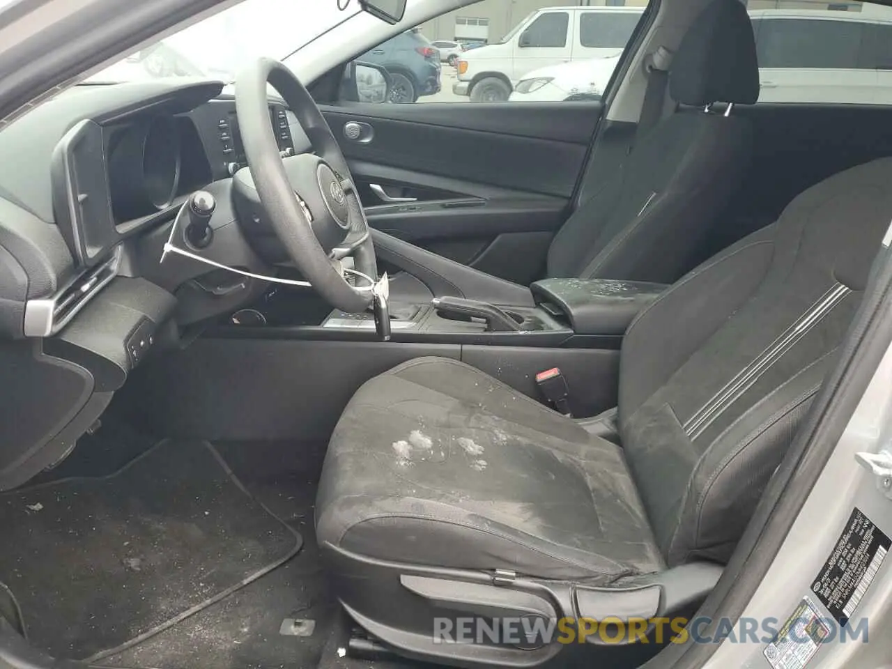 7 Photograph of a damaged car 5NPLM4AG2MH023034 HYUNDAI ELANTRA 2021