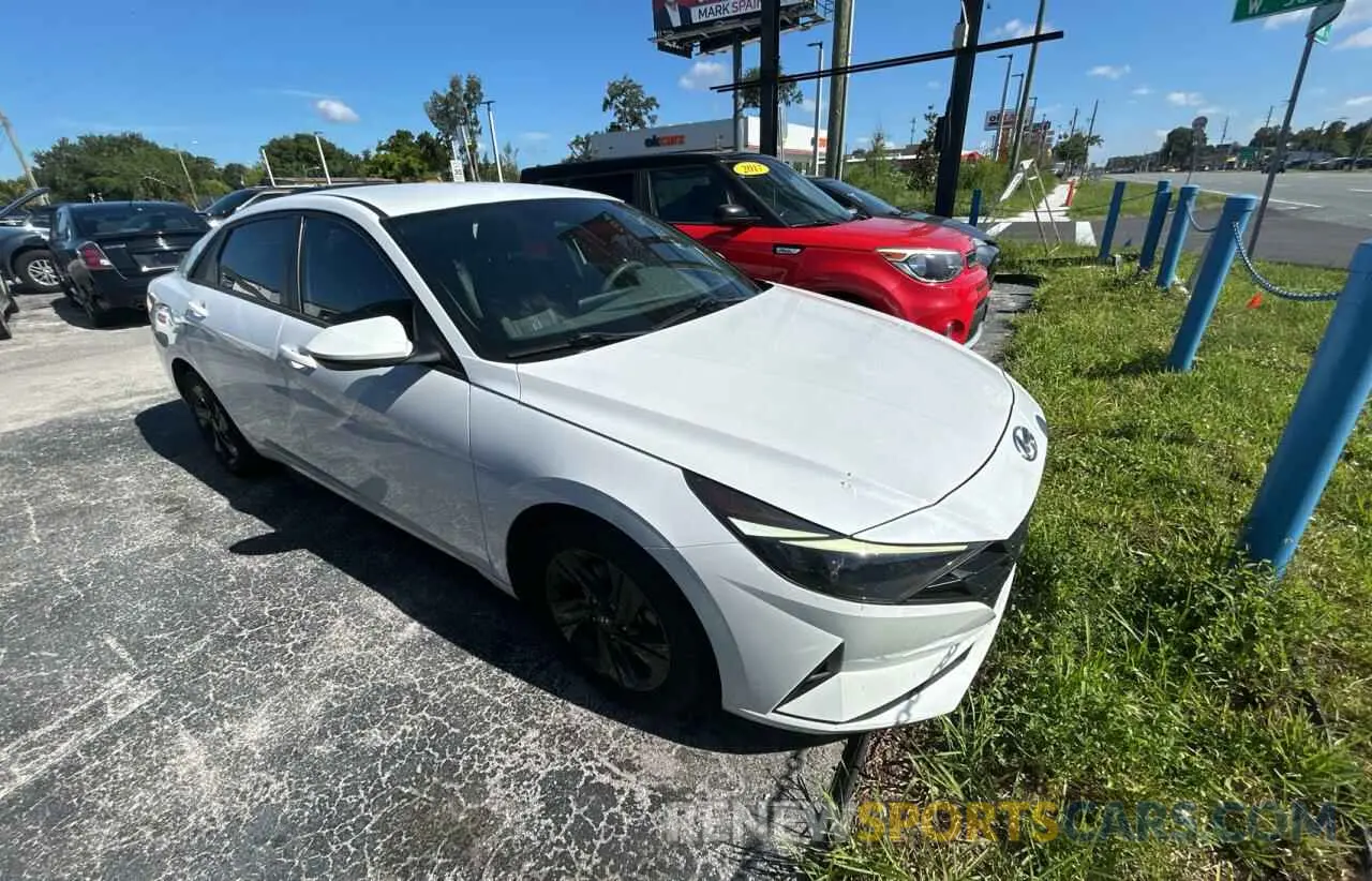 1 Photograph of a damaged car 5NPLM4AG2MH026998 HYUNDAI ELANTRA 2021