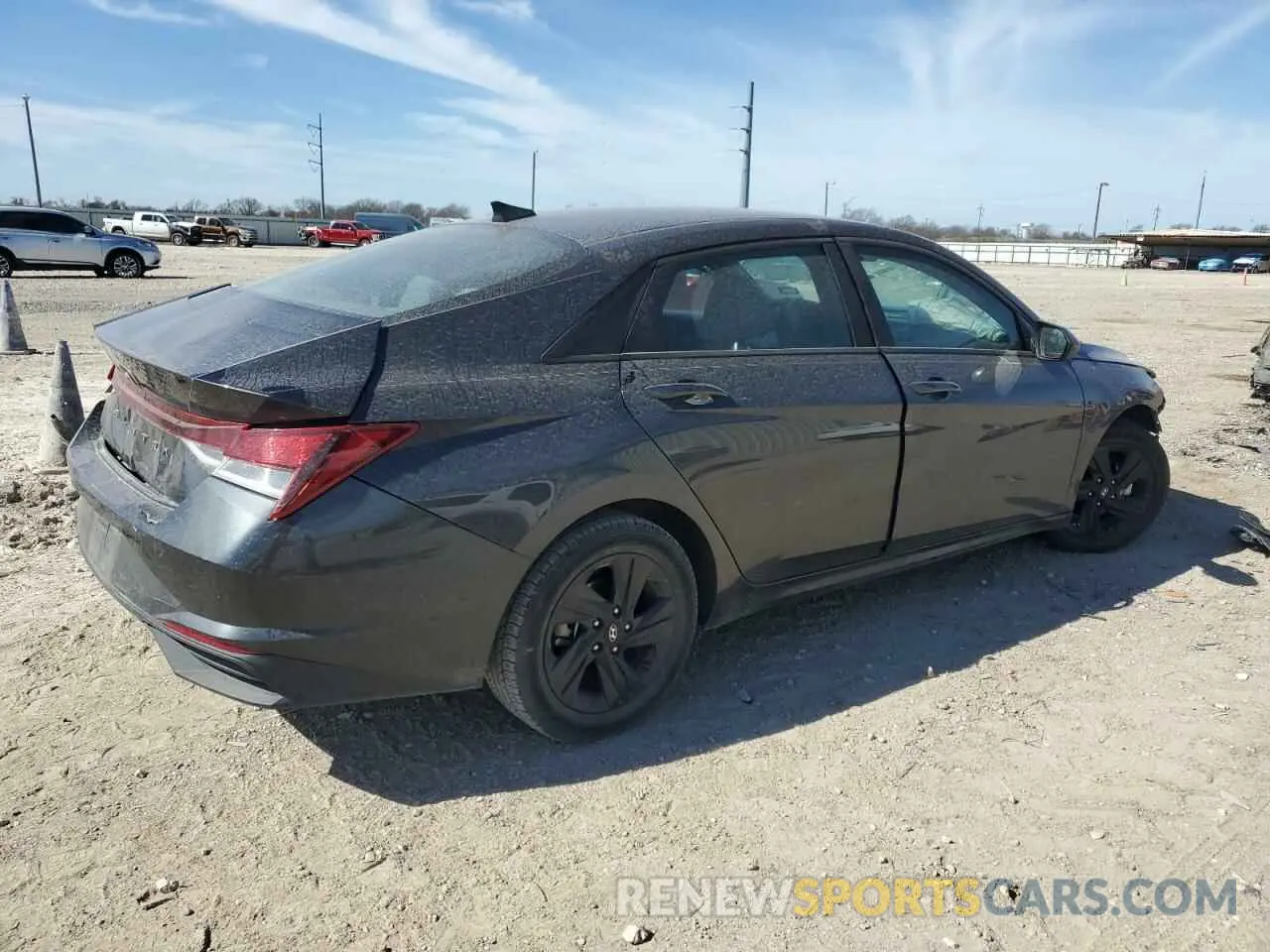 3 Photograph of a damaged car 5NPLM4AG2MH039721 HYUNDAI ELANTRA 2021