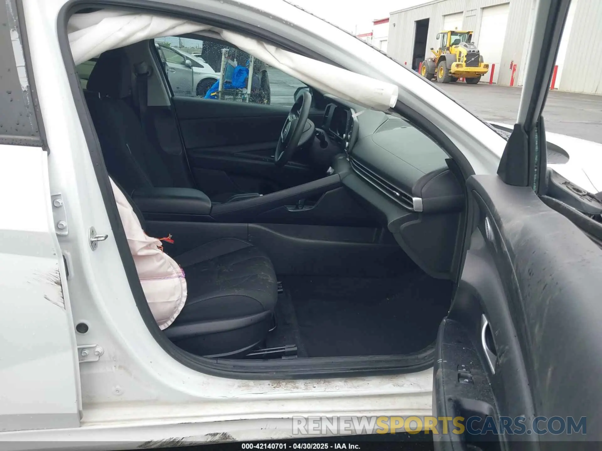 5 Photograph of a damaged car 5NPLM4AG2MH051299 HYUNDAI ELANTRA 2021