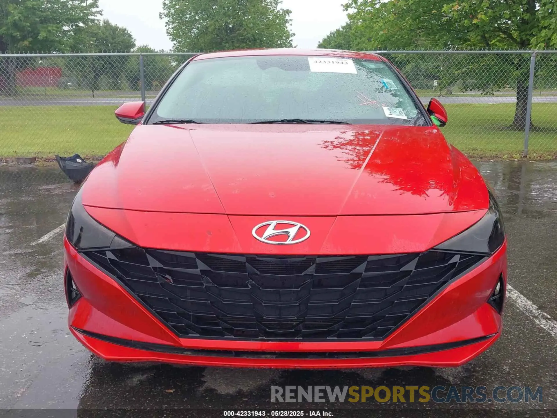 12 Photograph of a damaged car 5NPLM4AG3MH010356 HYUNDAI ELANTRA 2021