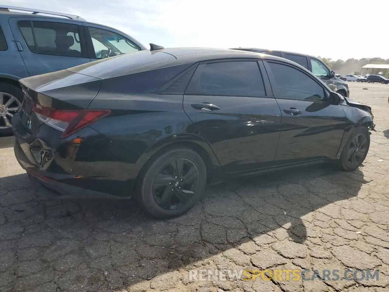 3 Photograph of a damaged car 5NPLM4AG3MH021647 HYUNDAI ELANTRA 2021