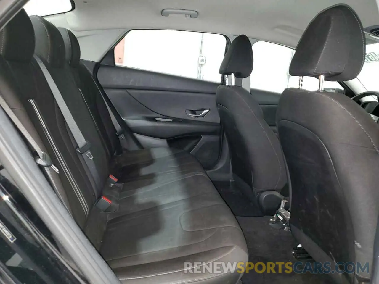 10 Photograph of a damaged car 5NPLM4AG3MH024726 HYUNDAI ELANTRA 2021