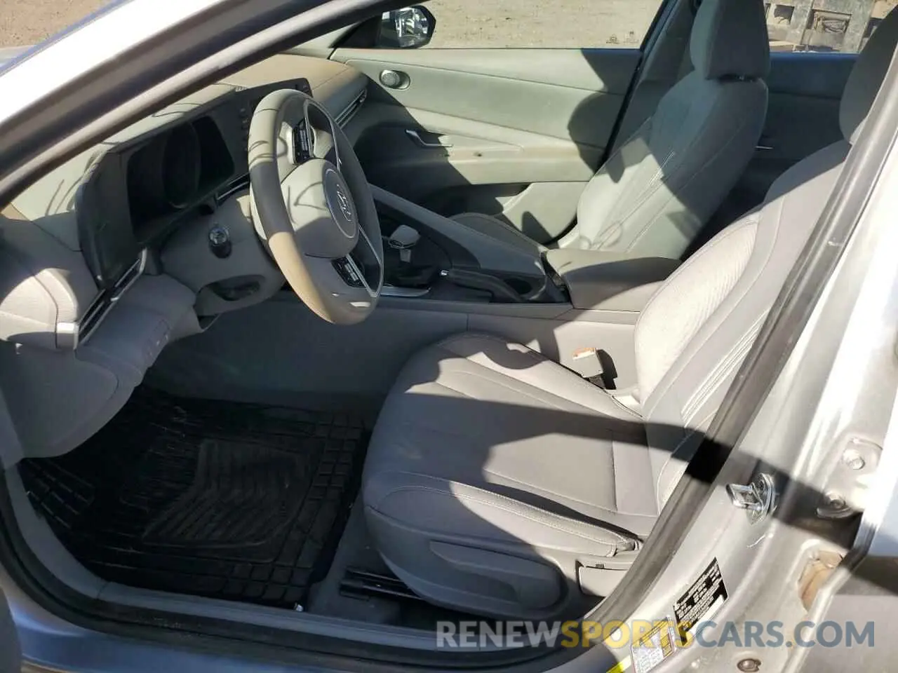 7 Photograph of a damaged car 5NPLM4AG3MH036200 HYUNDAI ELANTRA 2021