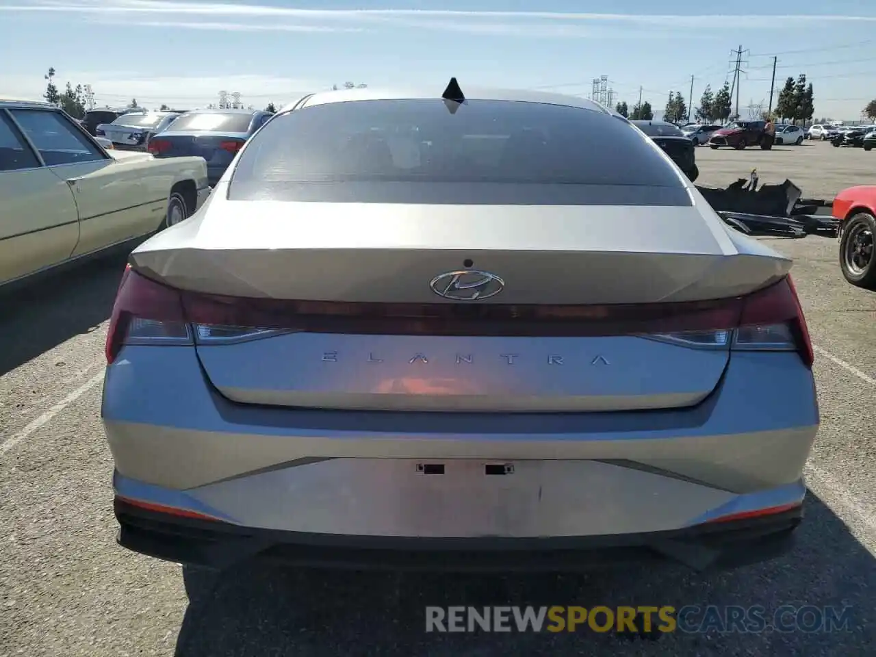 6 Photograph of a damaged car 5NPLM4AG3MH045351 HYUNDAI ELANTRA 2021