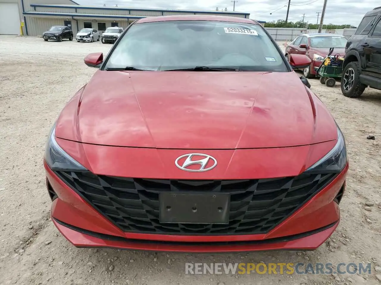 5 Photograph of a damaged car 5NPLM4AG3MH046130 HYUNDAI ELANTRA 2021