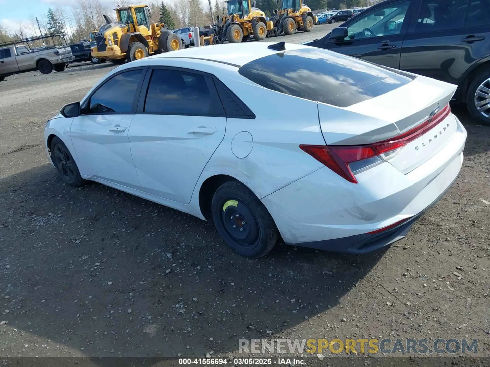 3 Photograph of a damaged car 5NPLM4AG4MH003268 HYUNDAI ELANTRA 2021