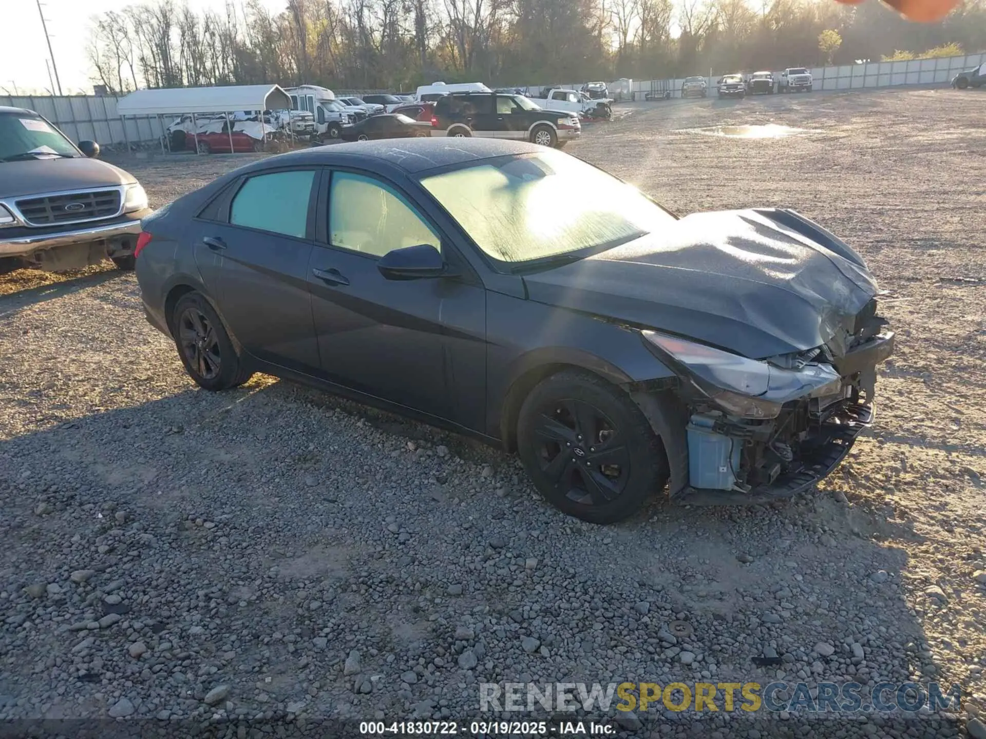 1 Photograph of a damaged car 5NPLM4AG4MH008356 HYUNDAI ELANTRA 2021