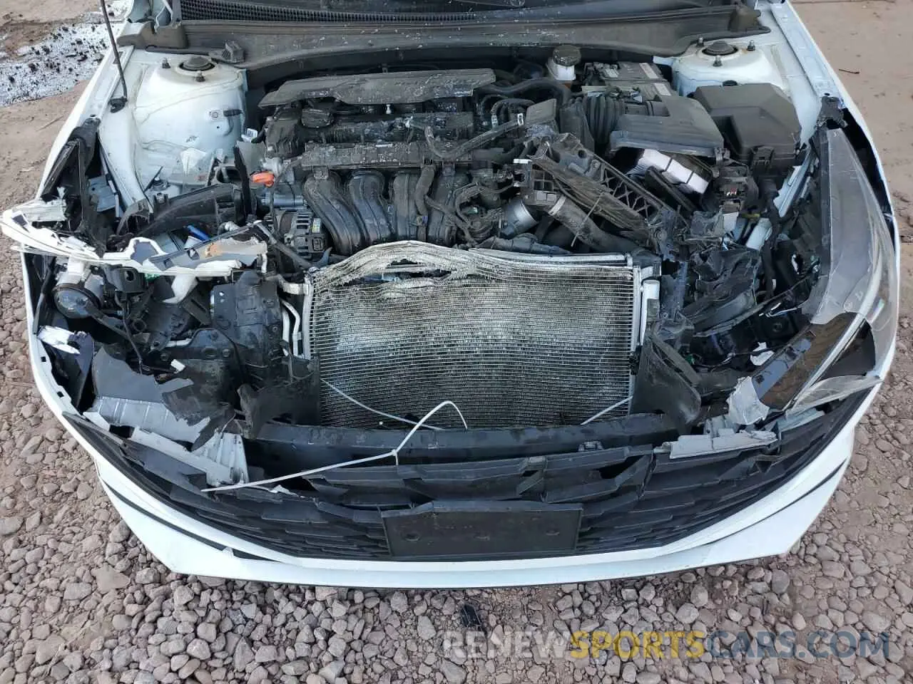 11 Photograph of a damaged car 5NPLM4AG4MH022595 HYUNDAI ELANTRA 2021