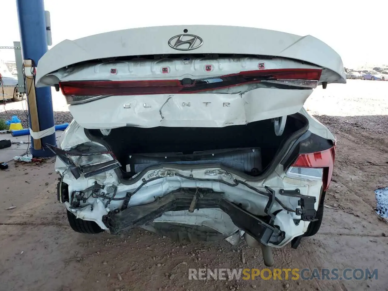 6 Photograph of a damaged car 5NPLM4AG4MH022595 HYUNDAI ELANTRA 2021