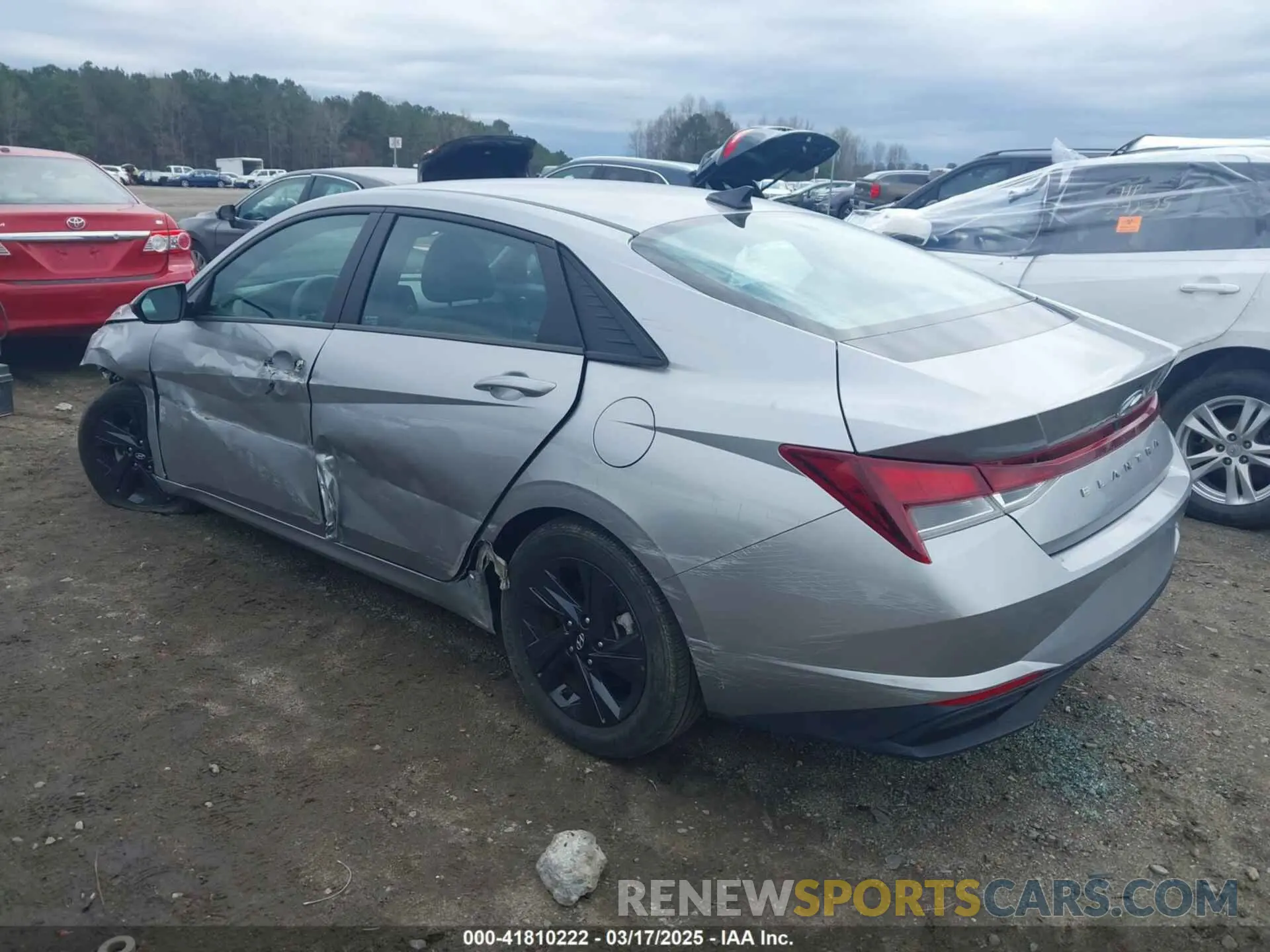 3 Photograph of a damaged car 5NPLM4AG4MH046086 HYUNDAI ELANTRA 2021