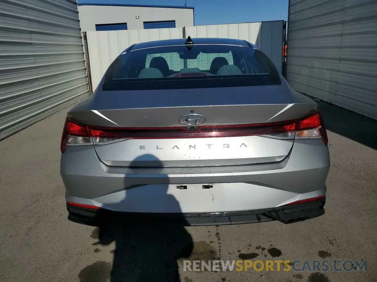 6 Photograph of a damaged car 5NPLM4AG4MH048923 HYUNDAI ELANTRA 2021