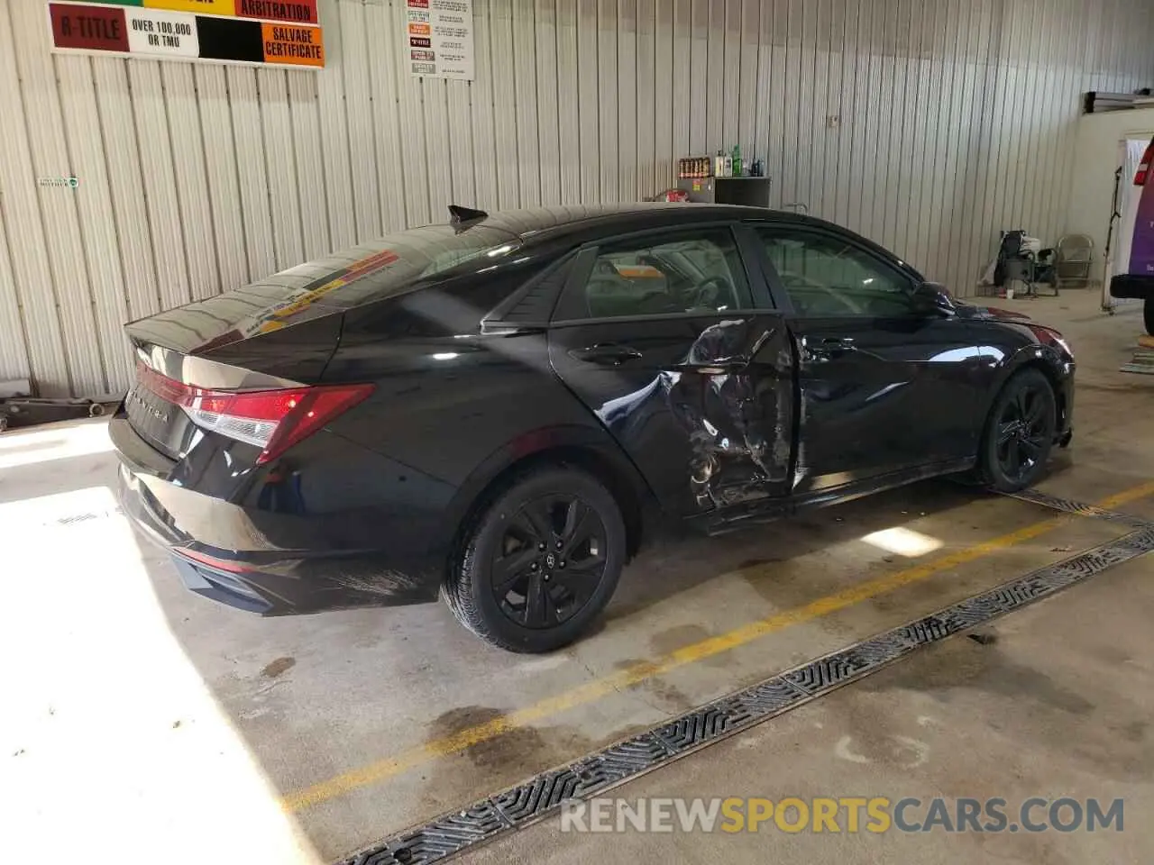 3 Photograph of a damaged car 5NPLM4AG5MH001724 HYUNDAI ELANTRA 2021